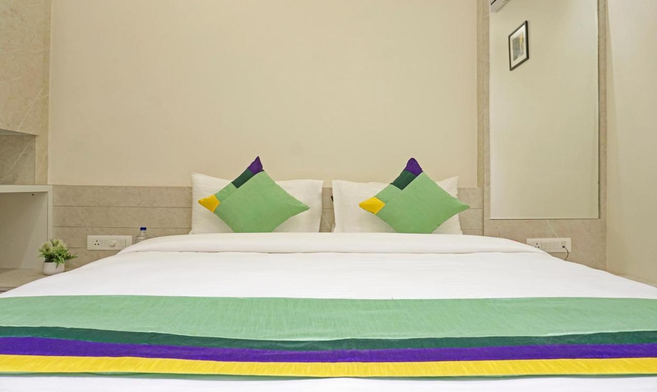 Hotel Treebo The Utsav, Nashik Esterno foto