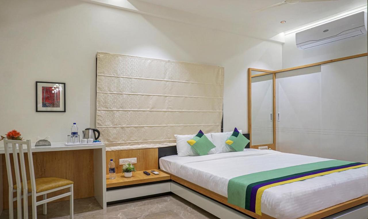 Hotel Treebo The Utsav, Nashik Esterno foto