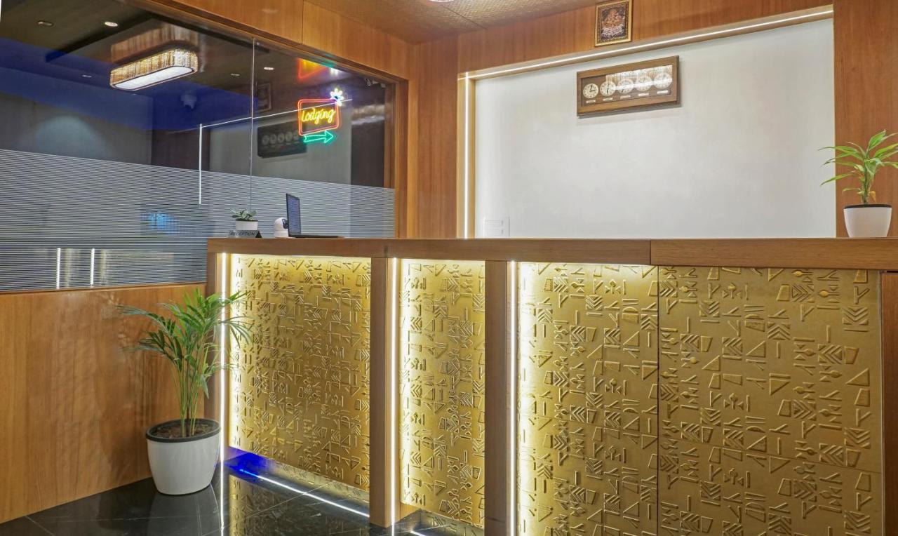 Hotel Treebo The Utsav, Nashik Esterno foto